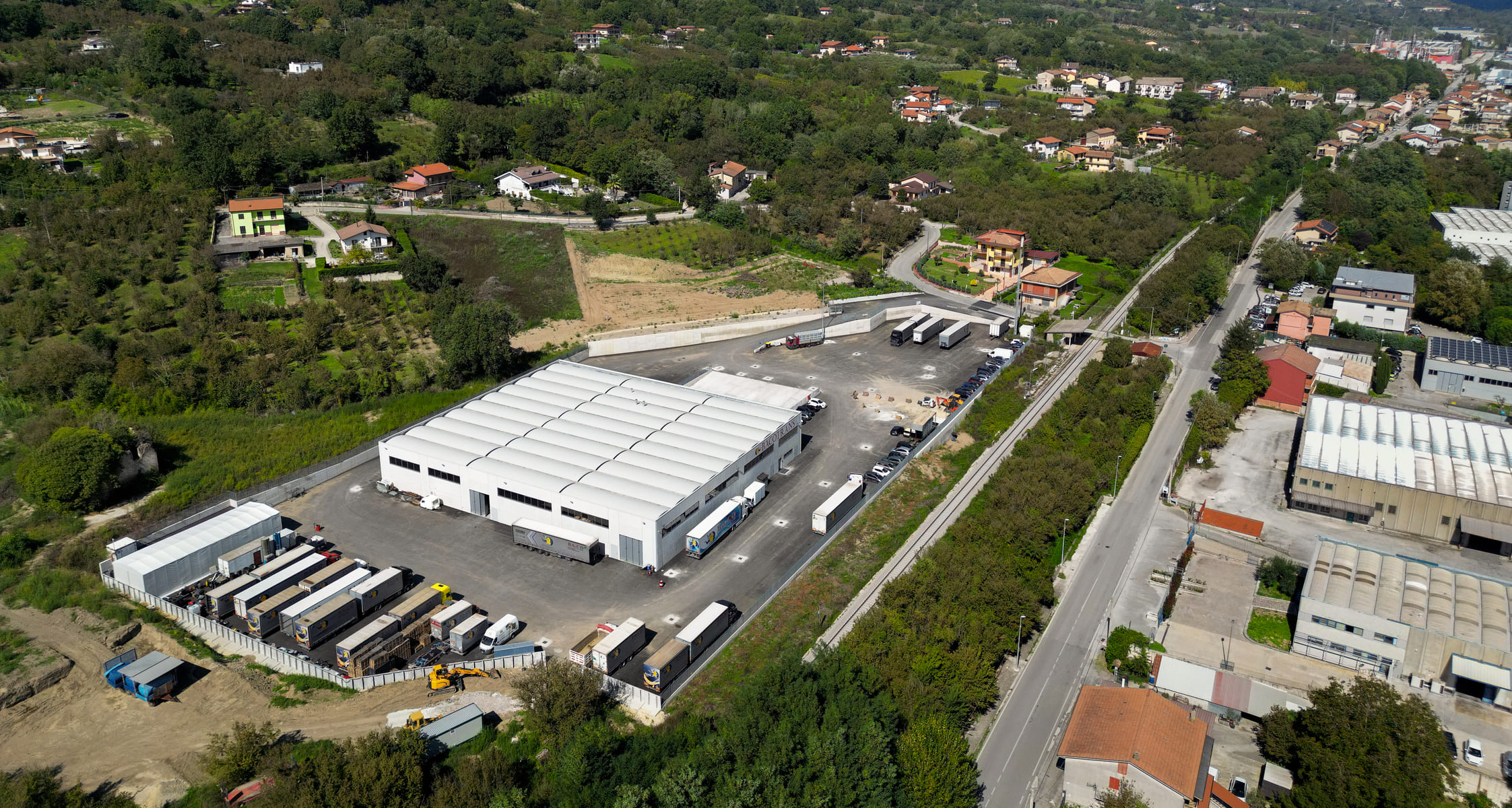 complesso industriale Bacotrans proggetto capannoni industriali moderni